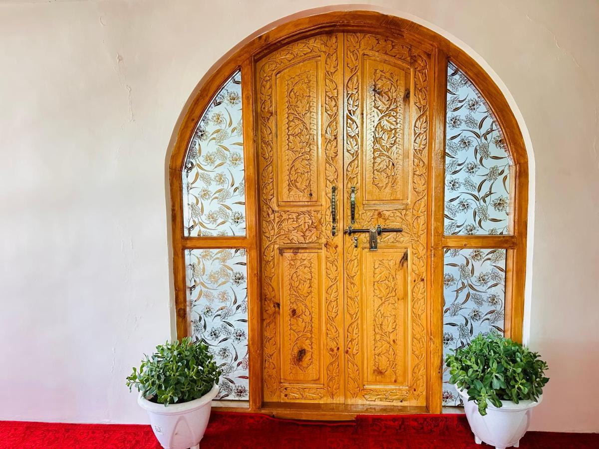 Sheen Homestay Гулмарг Екстериор снимка